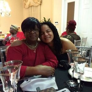 Meet your Posher, Lorine